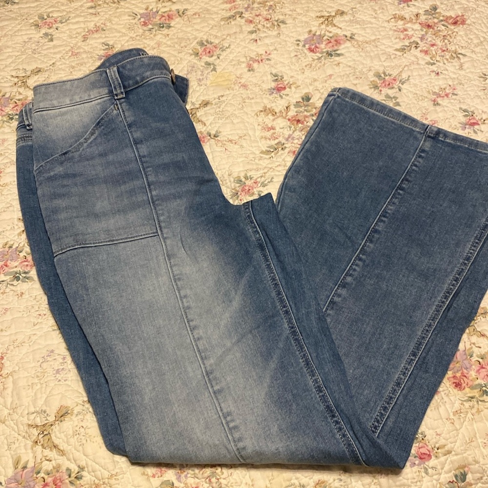 Flare leg jeans